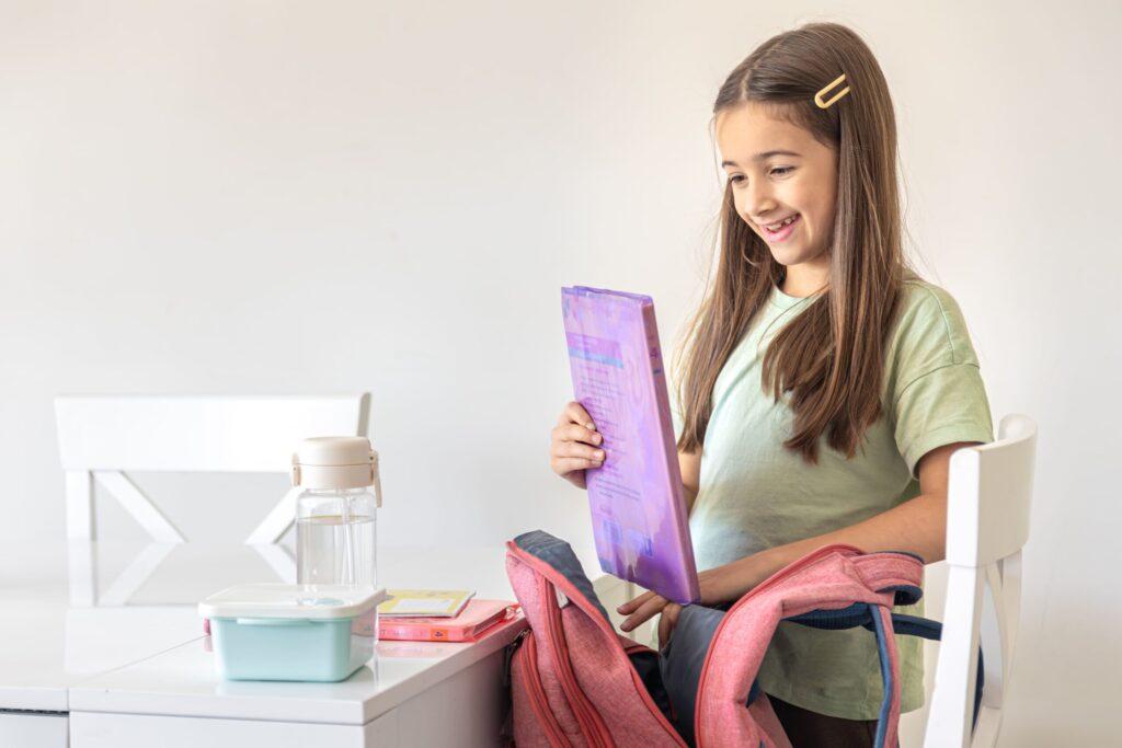 How to Help Your Child Stay Organized at School
